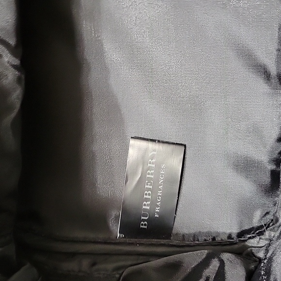 BURBERRY FRAGRANCES  TRAVEL CASE BAG  BLACK   NWOT - Picture 8 of 10